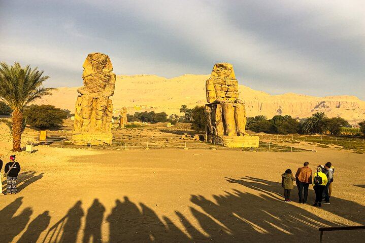 Tour with Balloon Ride and Visit West Bank Temples in Luxor