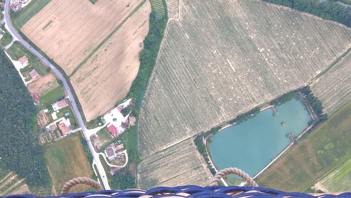 Umbria: Hot Air Balloon flight With Brunch + Spello guided tour