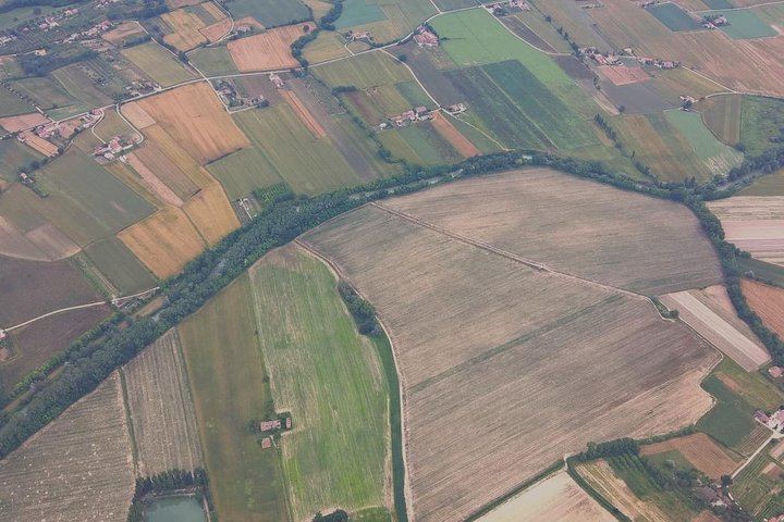 Umbria: Hot Air Balloon flight With Brunch + Spello guided tour