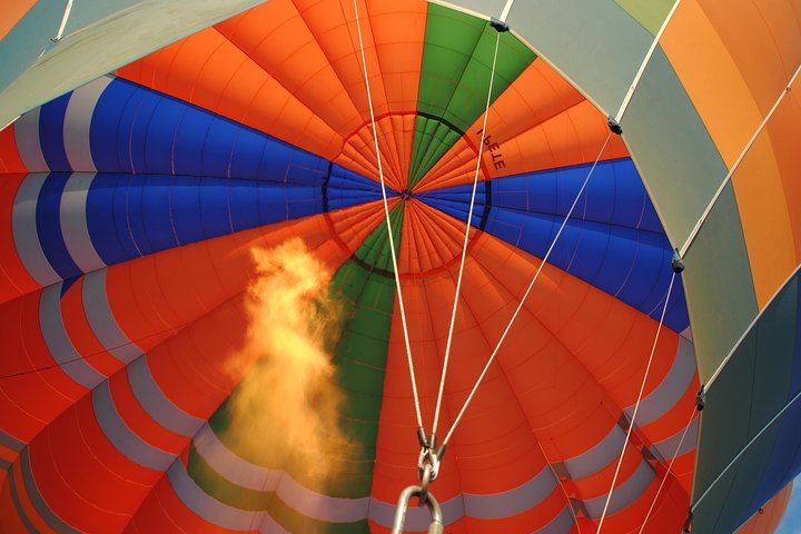 Umbria: Hot Air Balloon flight With Brunch + Spello guided tour