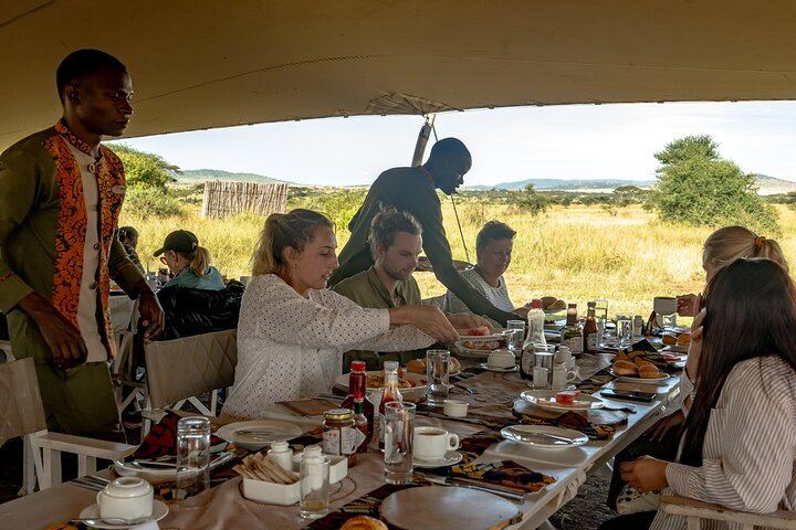 with Champagne Breakfast